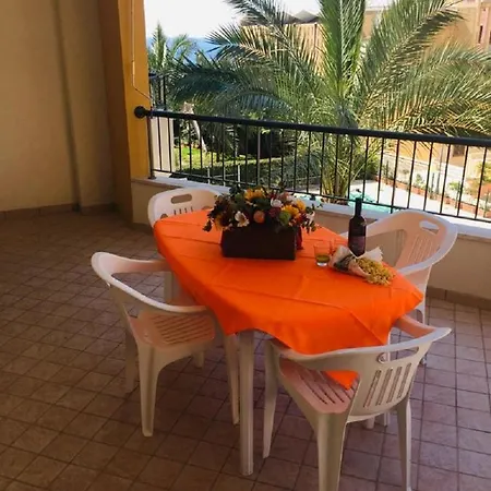 Rosa Virginia By Salentoville Daire *